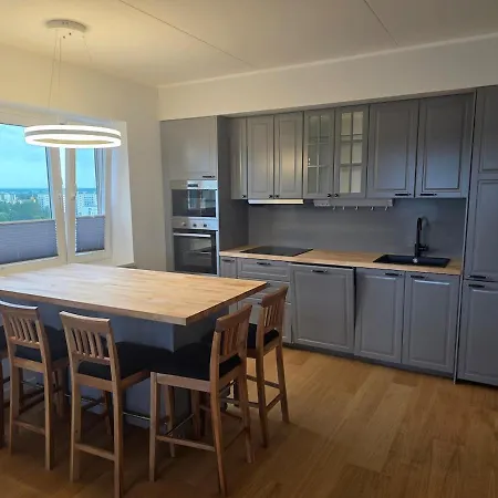 Apartman Spacious And Cozy In