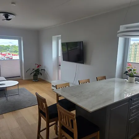 Spacious And Cozy In * تارتو